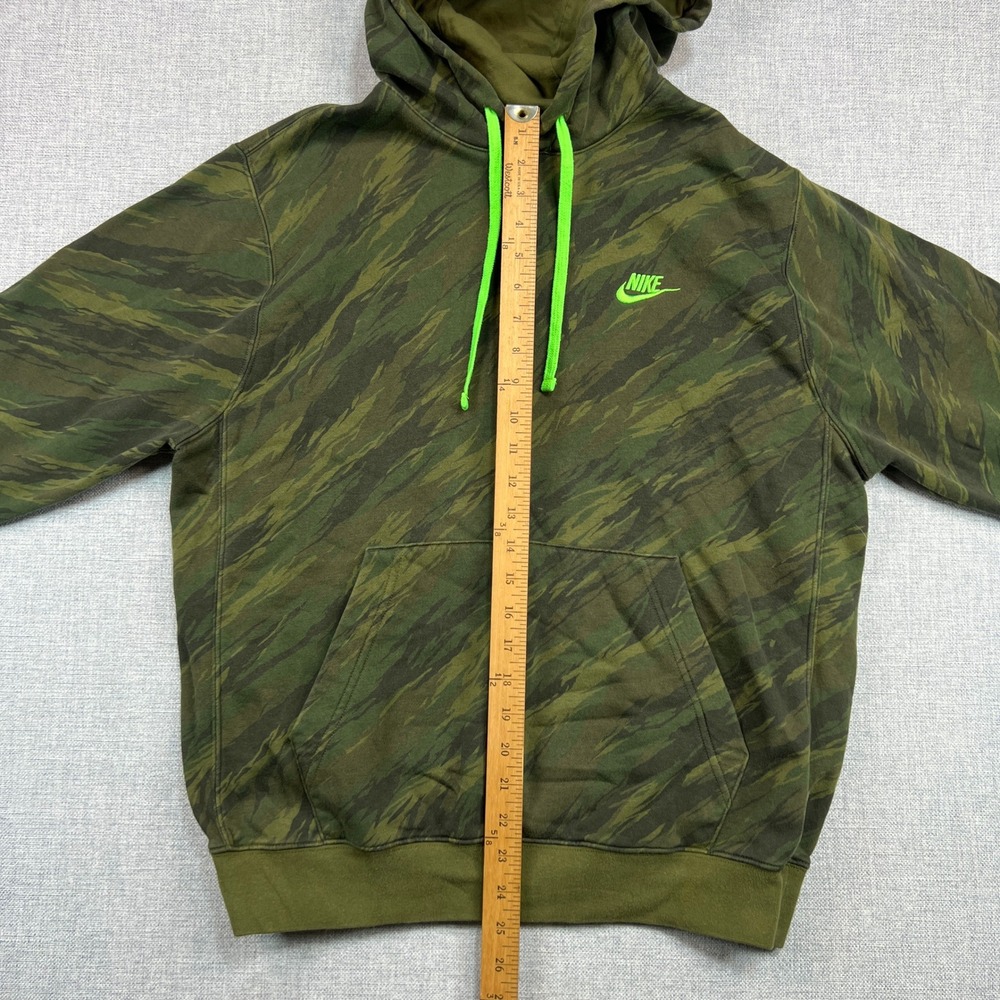 Nike Sportswear Club Fleece Tiger Camo Hoodie Sweatshirt Men M Olive Green Volt - Picture 6 of 10